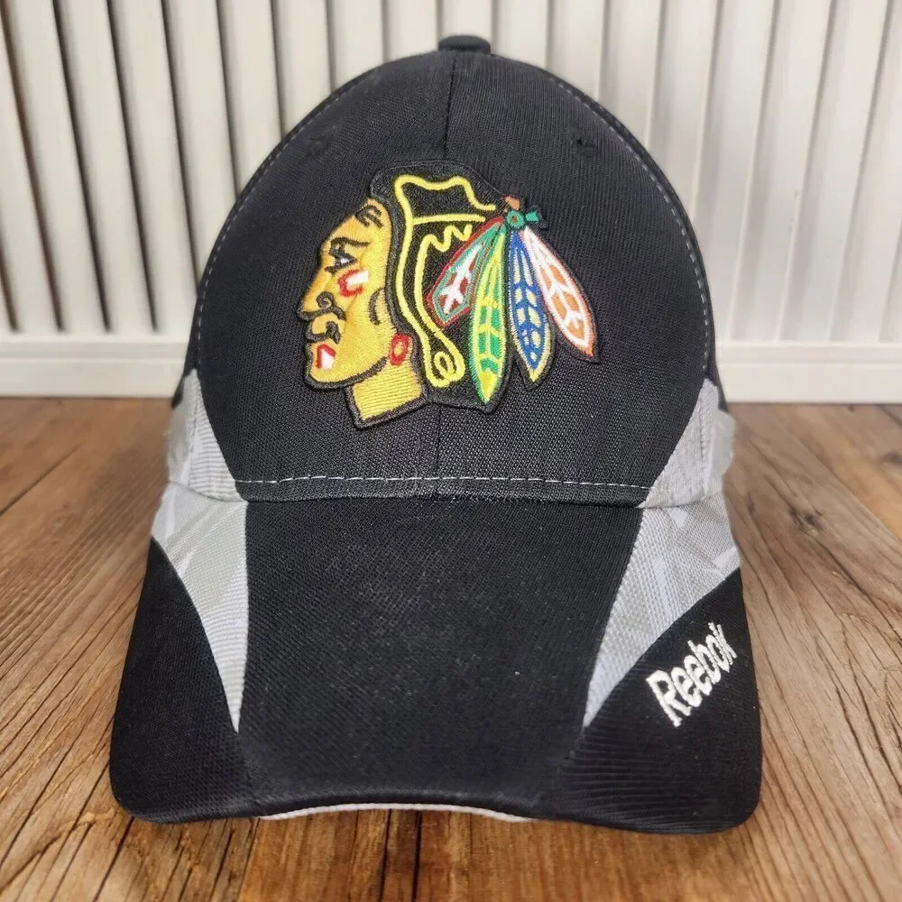 Chicago Blackhawks Reebok Center Ice Fitted L/XL Hat Cap Black Gray Hockey NHL